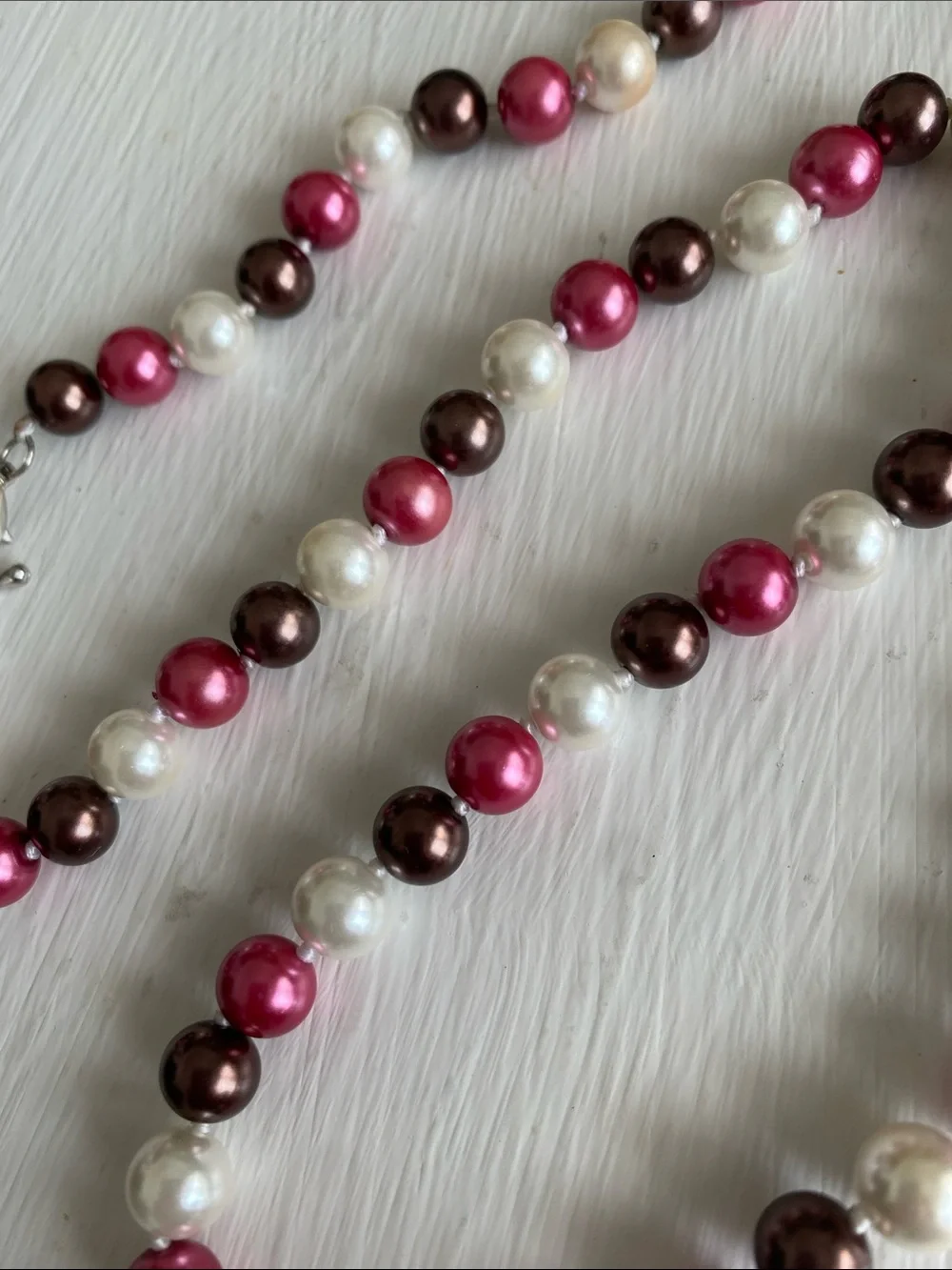 Genuine Freshwater Pearls Strand Necklace /Multicolor Pink Burgundy White